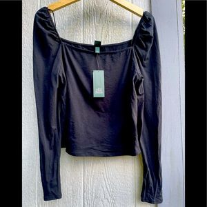 NWT Wild Fable square next top